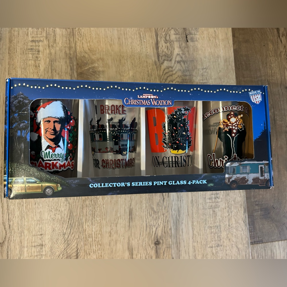 4-Pack National Lampoon’s Christmas Vacation  pint glasses